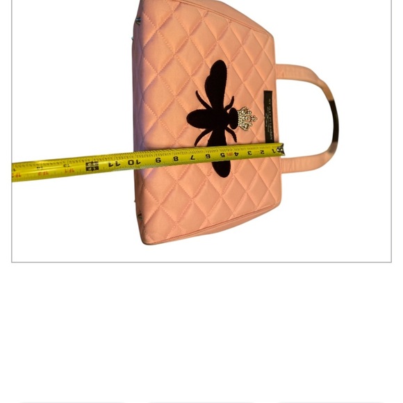 EUC MY FLAT IN LONDON QUEEN BEE PINK NYLON & LEATHER QUILTD TOTE BAG - Picture 9 of 10